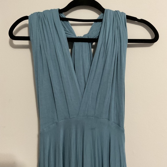 Lulus - Picture 2 of 5